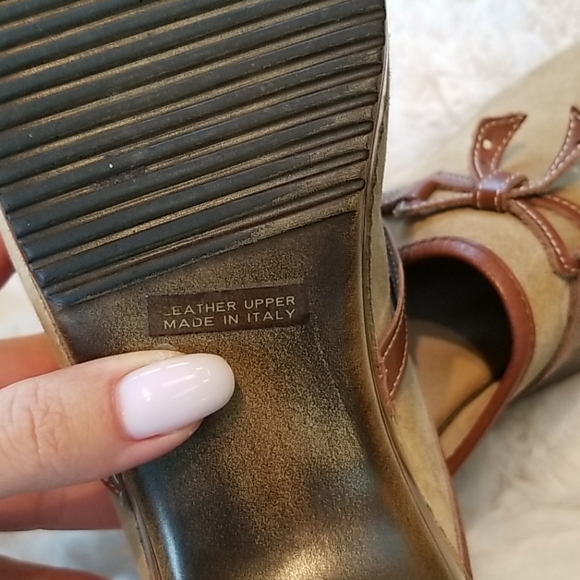 Clogs - Picture 9 of 15